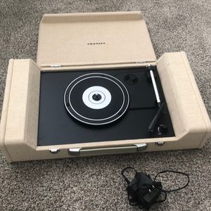 Crosley Turntable - BRAND NEW